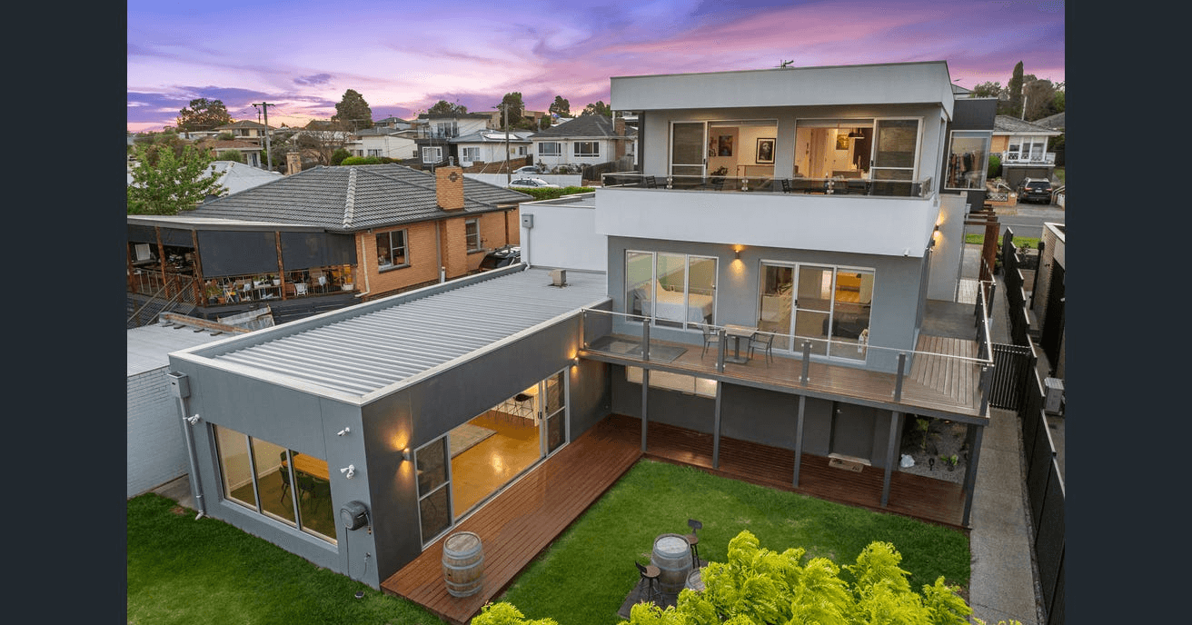 11  Murray Street, Hamlyn Heights, VIC  3215