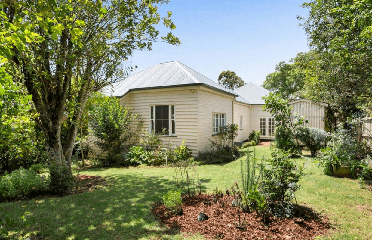 16  Dunmore Street, East Toowoomba, QLD 4350