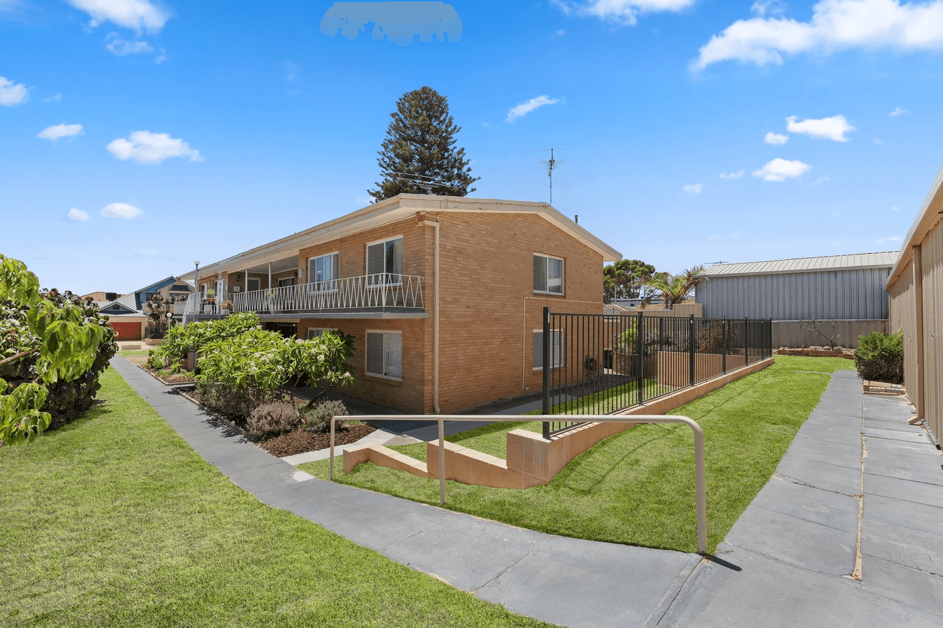 2/53  Harrison Street, Rockingham, WA 6168