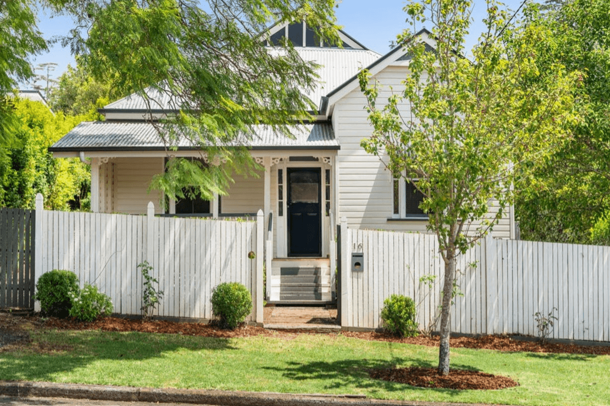 16  Dunmore Street, East Toowoomba, QLD 4350