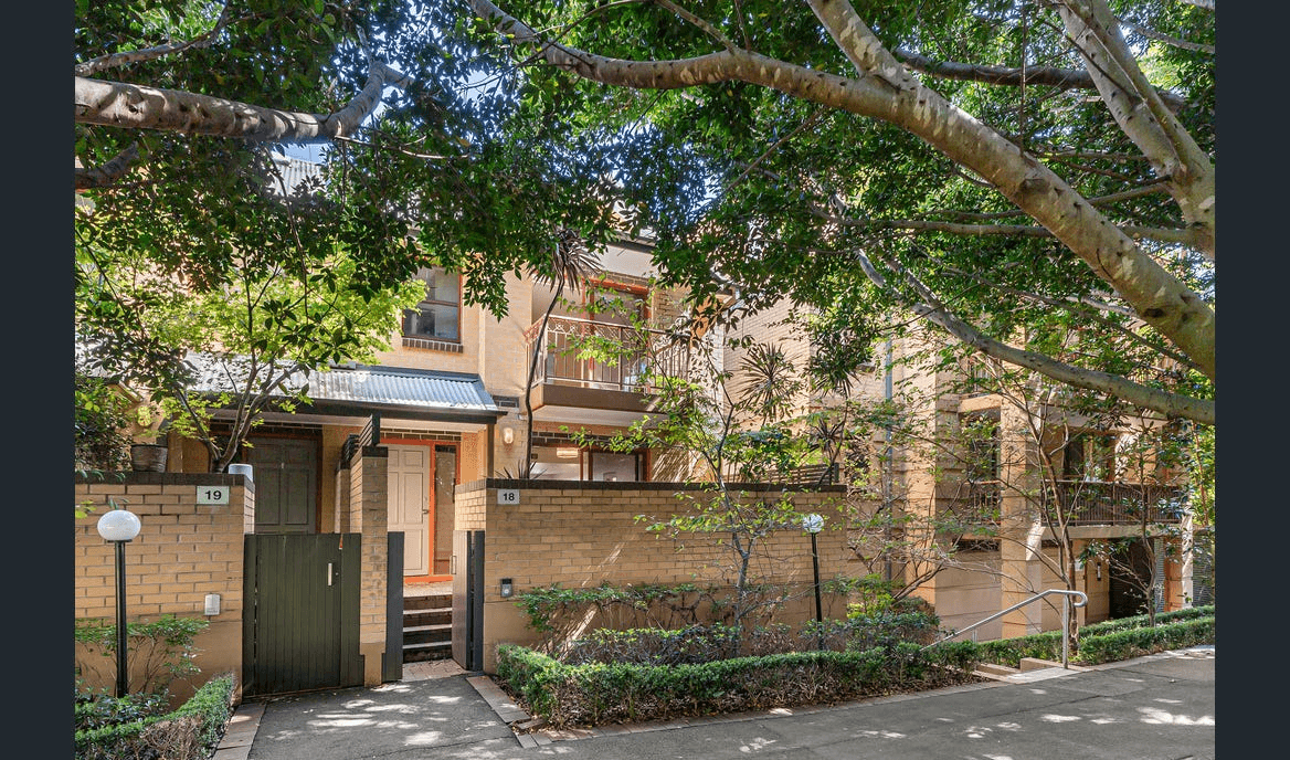 18//1  Foy Street, Balmain, NSW 2041