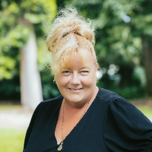 Andrea Tulley  Agent