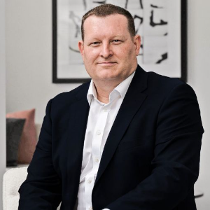 Russell Wyer  Agent