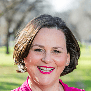 Anne Einarson  Agent