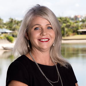 Michelle Harmer  Agent