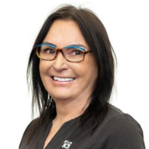 Marie Klasztorny  Agent