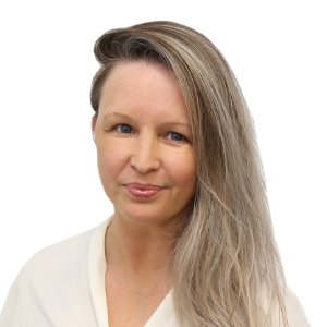 Mia Groth Behrens   Agent