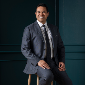 Stephen Smith  Agent