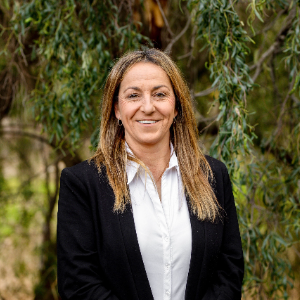 Corinna Schugmann  Agent