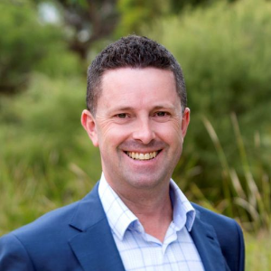 Andrew Incoll  Agent