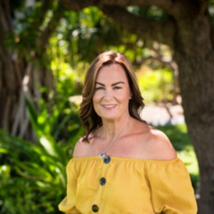 Bianca McCann  Agent