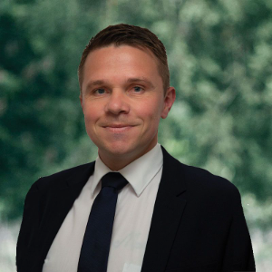 Adam Vranesic  Agent