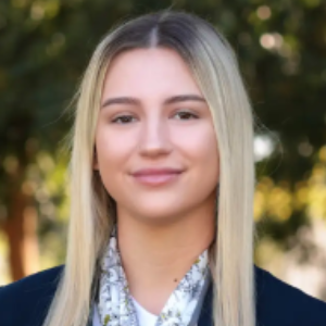Carly Bowen  Agent