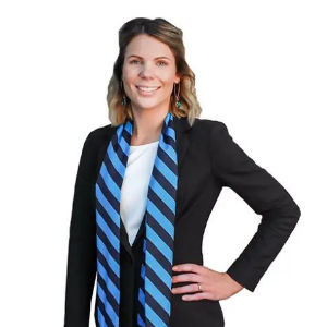 Carly Saunders  Agent