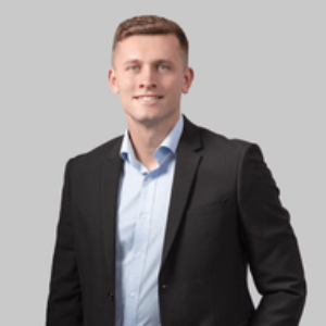 Cooper Bowen  Agent