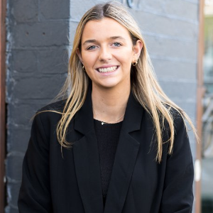 Eliza Bonnett  Agent