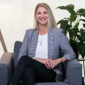 Louise Lipovac  Agent