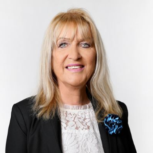 Lori Thomas  Agent