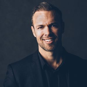 Shayne Hutton  Agent
