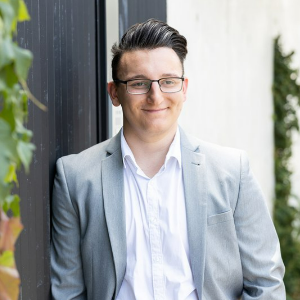 Jake Melchiorre  Agent