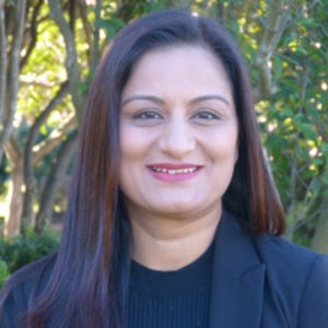 Salina Sethi   Agent