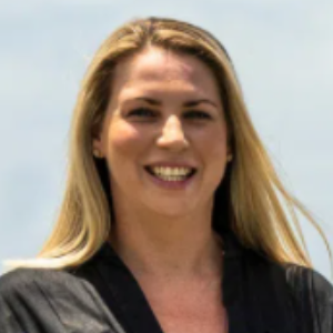 Stacey MacDonald  Agent
