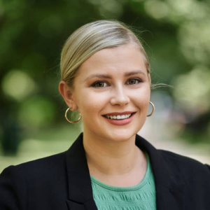 Laini Schilling  Agent