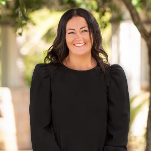 Amanda Hay   Agent