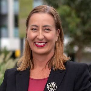 Larissa Reed  Agent