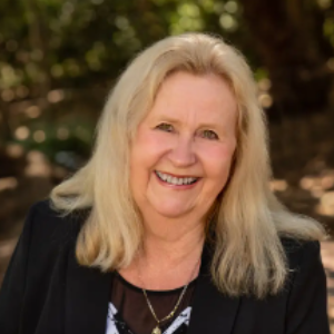 Kay Laudadio   Agent