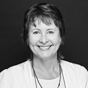 Helen Huntly-Barratt  Agent
