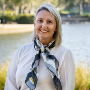 Steph Shepherdson   Agent