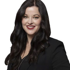 Lauren Venn  Agent