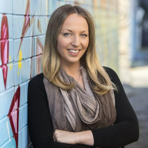 Pauline Fagone  Agent