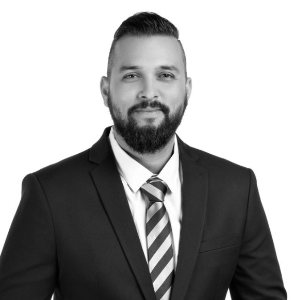 Ryan Jaura  Agent