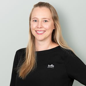 Leonie Simpson  Agent