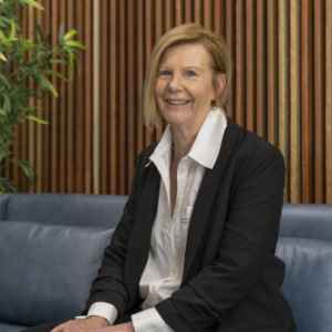 Michele Rhodes  Agent