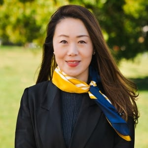 Catherine Zhang  Agent