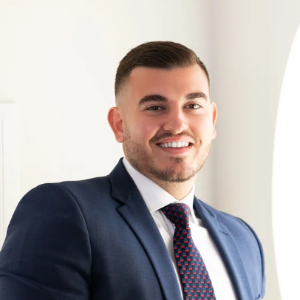 Jonathan Koutroulis  Agent