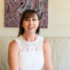 Tanya Lynch  Agent