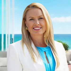 Karen Pirie  Agent