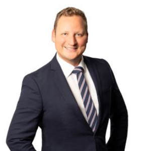 Peter Gray  Agent