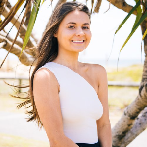 Catriona Deragopian   Agent