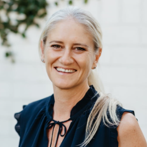 Jo Lynas  Agent