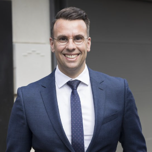 Damian Ponte  Agent