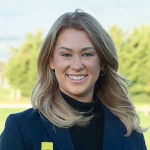 Toni Maynes   Agent