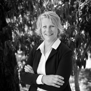 Tracy de Riter  Agent