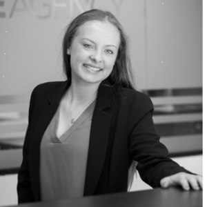 Courtney Murden  Agent