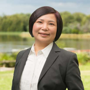 Elizabeth Lim  Agent