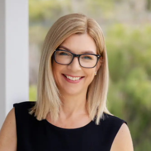 Lisa Drylie  Agent